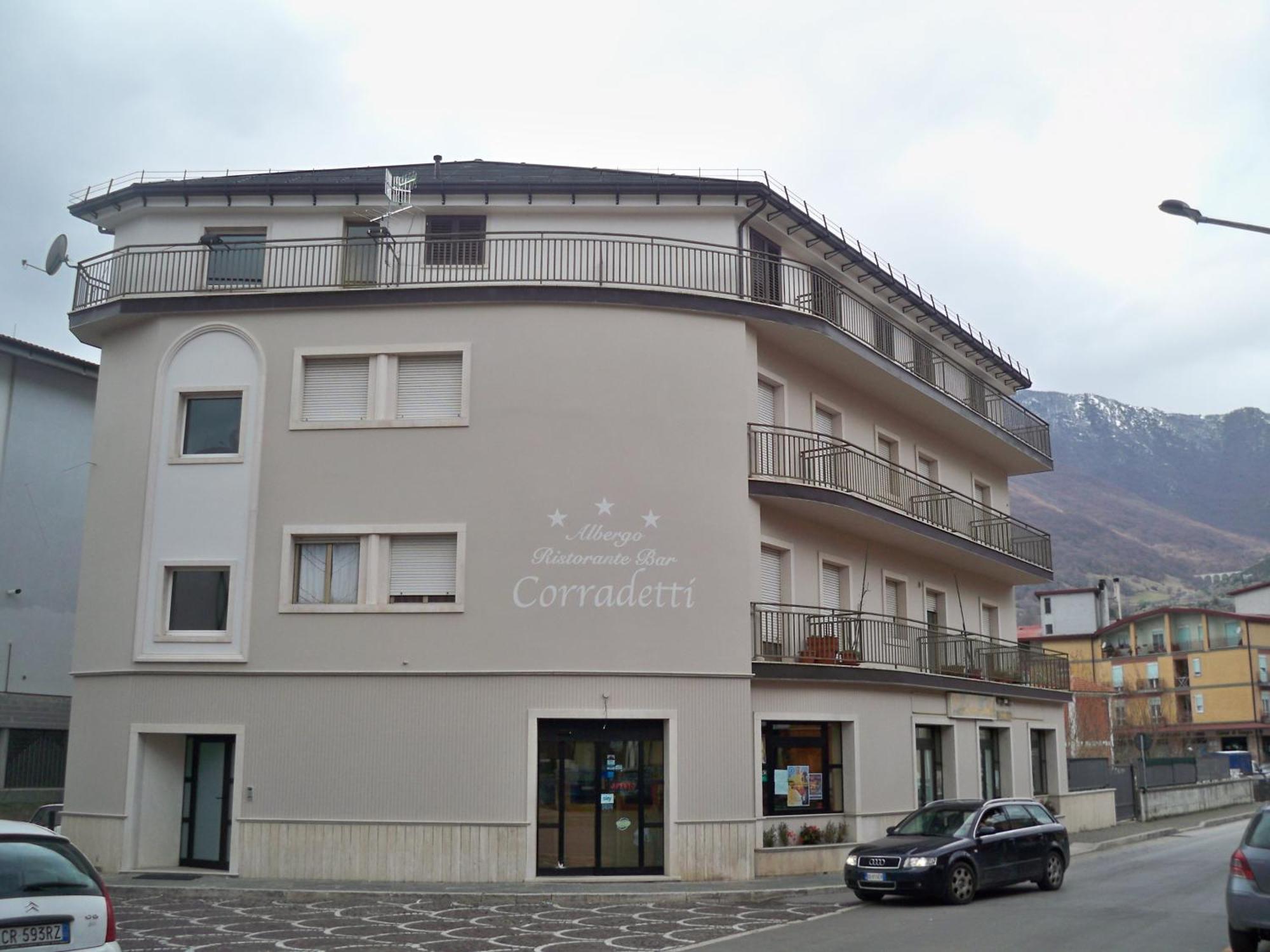 Albergo Corradetti Castel Di Sangro Zewnętrze zdjęcie
